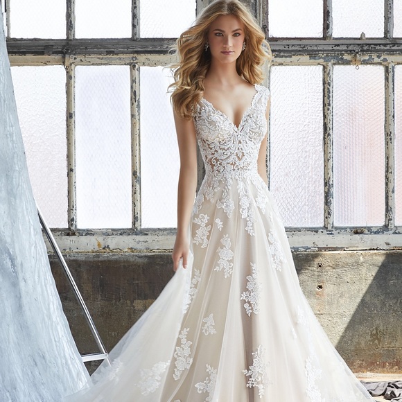Mori Lee Wedding Gown - Picture 1 of 4